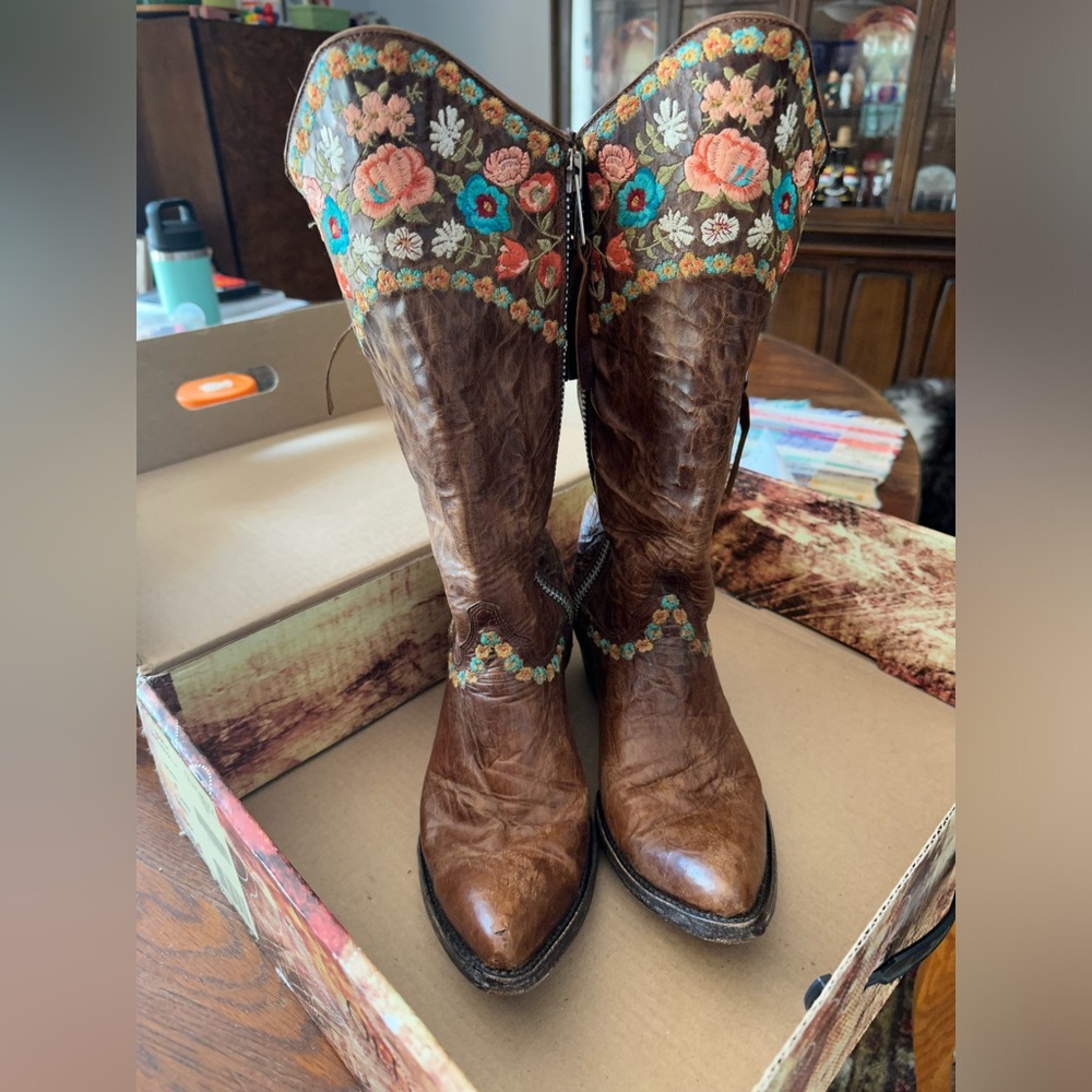 😍 BEAUTIFUL 😍 Old Gringo “Gayla Razz” boots